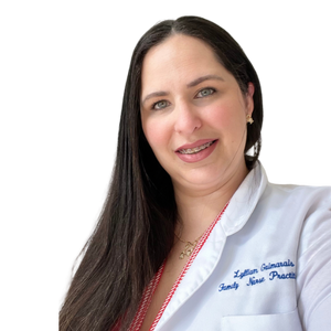 Natural vs. Clinical: Finding the Balance in Skincare Treatments