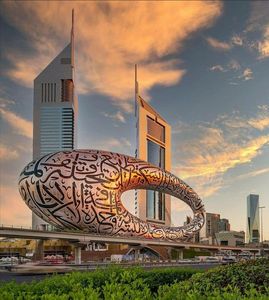 Dubai: A City of Luxury, Adventure, and Timeless Culture
