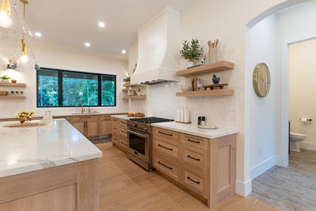 High-End Custom Cabinets in Fort Worth Luxury & Craftsmanship Combined