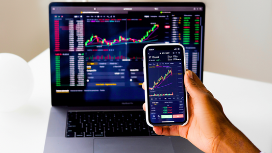 Designing Intuitive Dashboards for Stock Trading Apps