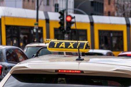 Jeddah Airport to Makkah Taxi Fare: A Comprehensive Guide for Pilgrims and Travelers