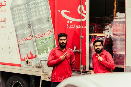 How Uniforms in Dubai Reflect Company Branding and Culture