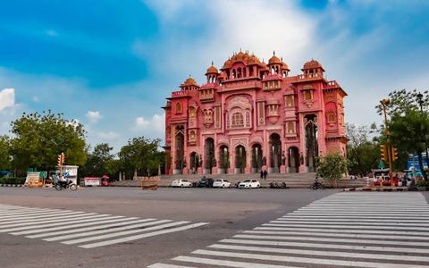Jaipur Udaipur Tour: Royal Palaces & Hidden Gems