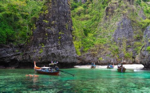 Snorkeling & Scuba Diving in Phuket & Krabi