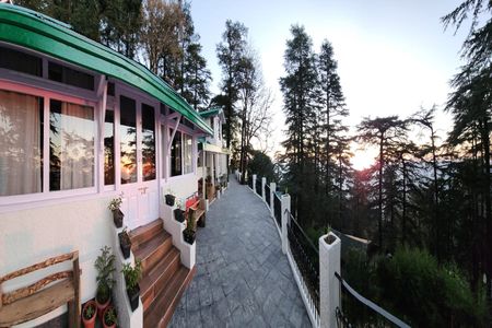 Find Your Perfect Getaway: Homestay Near Shimla for a Peaceful Stay