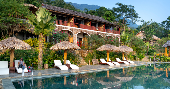 Hotels near Hong Kong Airport for Easy Transit and Layovers