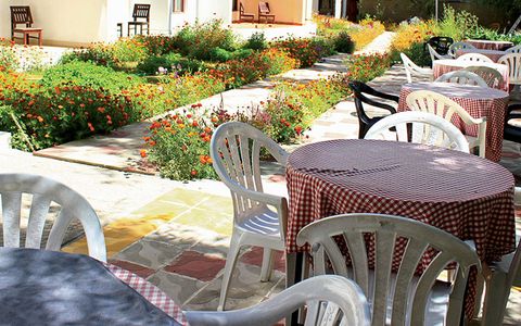 Stay at Reenam Hotel – The Best Luxury Hotel in Leh Ladakh