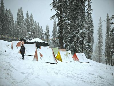 The Best Season to See Snow on Kedarkantha