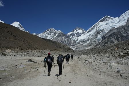 Food Tips for the Everest High Passes: What to Eat at High Altitude