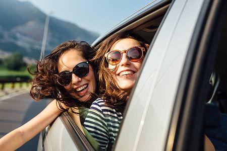 Easy Travel Lahore to Islamabad by using rent a car Lahore to Islamabad