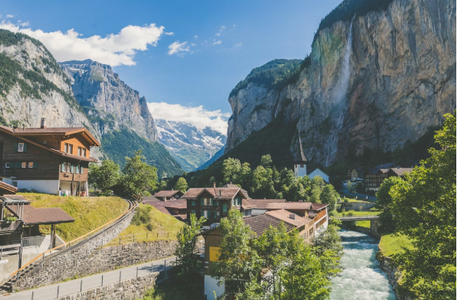Why Travellers Say Switzerland Feels Like a Movie Set Introduction: When Reality Looks Too Perfect