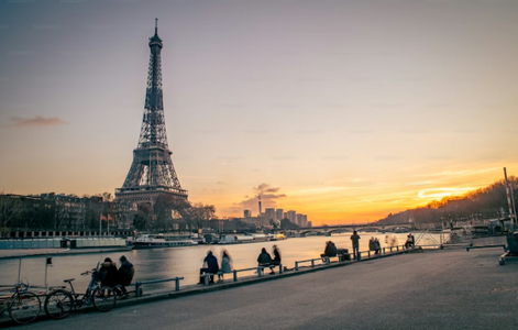 Why Some Travellers Fall in Love with France Unexpectedly