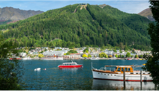 Why Travellers Feel Small in New Zealand’s Landscapes