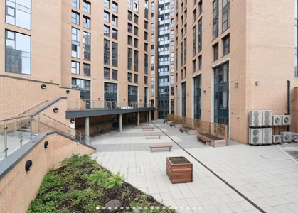 How to Choose Between On and Off Campus Student Accommodation?