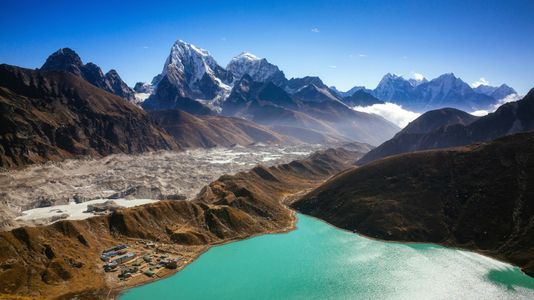 Exploring the Stunning Gokyo Valley Trek