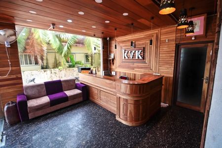 Best Hotels in Murdeshwar for Beach Stay & Nearby Attractions