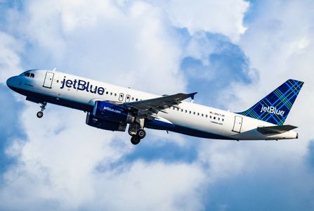 What is the cheapest day to fly on JetBlue?