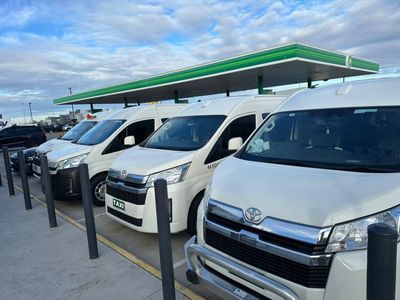 Maxi Taxi Southbank – Comfortable Group Travel Made Easy