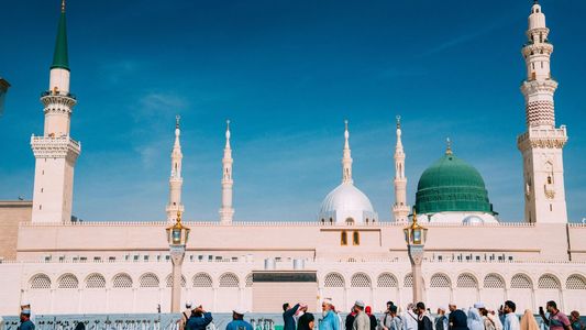 Fulfilling Your Sacred Duty: A Complete Guide to Umrah