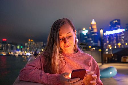 Game On the Go: Enjoying Travel Through Online Gaming