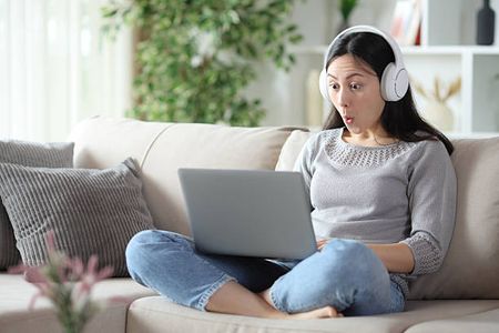 Embracing Online Gaming in a Traveling Lifestyle