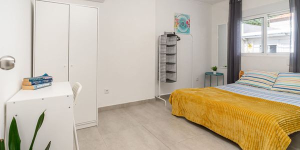 Hostels in Lisbon with Private Rooms: The Perfect Blend of Comfort and Affordability