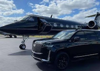 Luxury Corporate Limo Service for Executive Business Travel