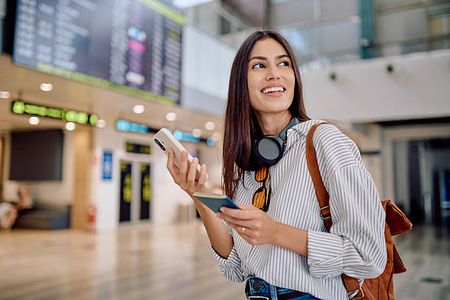 Pixels in Motion: How Online Gaming Fits into a Traveler’s Backpack