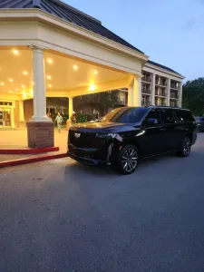 Luxury Wedding Limo Chauffeur Service for Elegant Wedding Travel