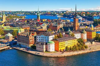 7 Enchanting Experiences for Your Sweden Honeymoon Getaway