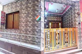 Looking for a hotel in Varanasi, Shiv Shakti Paying Guest House if the Perfect Fit