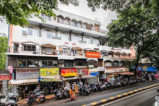 Discover Luxury and Comfort at Hotel Spring Inn, Mumbai