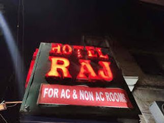 Discover Comfort and Convenience at Hotel Raj: Your Gateway to Kolkata