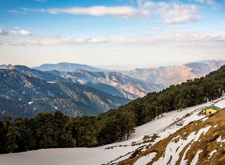 6 Best Honeymoon Destinations in Himachal Pradesh