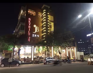 Experience Unmatched Comfort at JB Skyhilton Inn, Lucknow