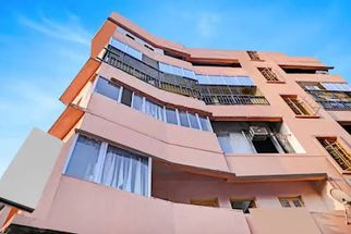 Experience Comfort and Convenience at Laxmi Guest House in Kolkata