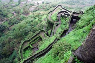 TRAIL TALES: TREKKING NEAR MUMBAI&#039;S NATURAL WONDERS