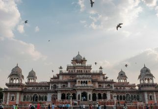 Top Diwali Travel Destinations: Celebrate the Festival of Lights in Style