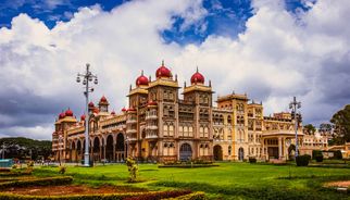 Exploring Mysore Palace: Timings, Lighting, and the Best Time to Visit