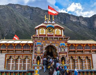 Badri Nath Yatra by Helicopter: An Expedient Pilgrimage Experience