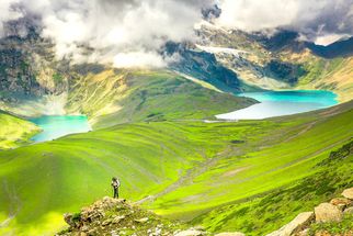 Kashmir Great Lakes Trek: A Spiritual Journey Through Pristine Landscapes