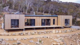 How Eco Prefab Homes Are Revolutionizing the Travel and Tourism Industry