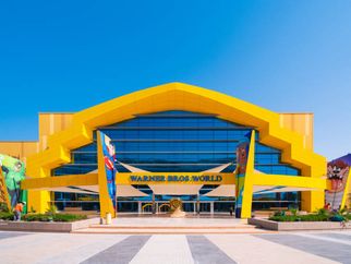 Top Attractions at Warner Bros Abu Dhabi for Every Age