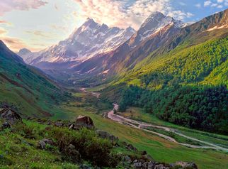 Har Ki Dun Trek With Camping: Discover the Hidden Jewel of Uttarakhand