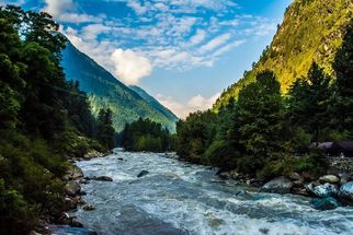 Kasol to Kheerganga Trek: Your Ultimate Himalayan Adventure from Delhi