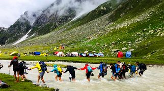 Best Time to Visit Hampta Pass Trek: A Seasonal Guide