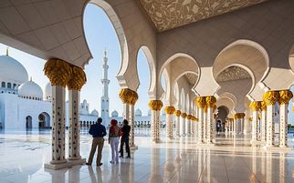 Best Abu Dhabi City Tour Packages for an Unforgettable Experience
