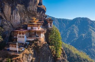 Discover the Magic of the Himalayas with the Perfect Bhutan Trip Package