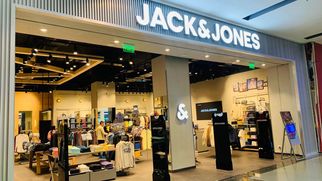 Jack &amp; Jones Oversized Tees: Style Guide