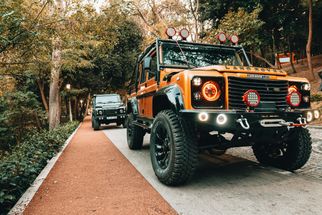Classic Old Defender Land Rovers for Sale – Buy Now